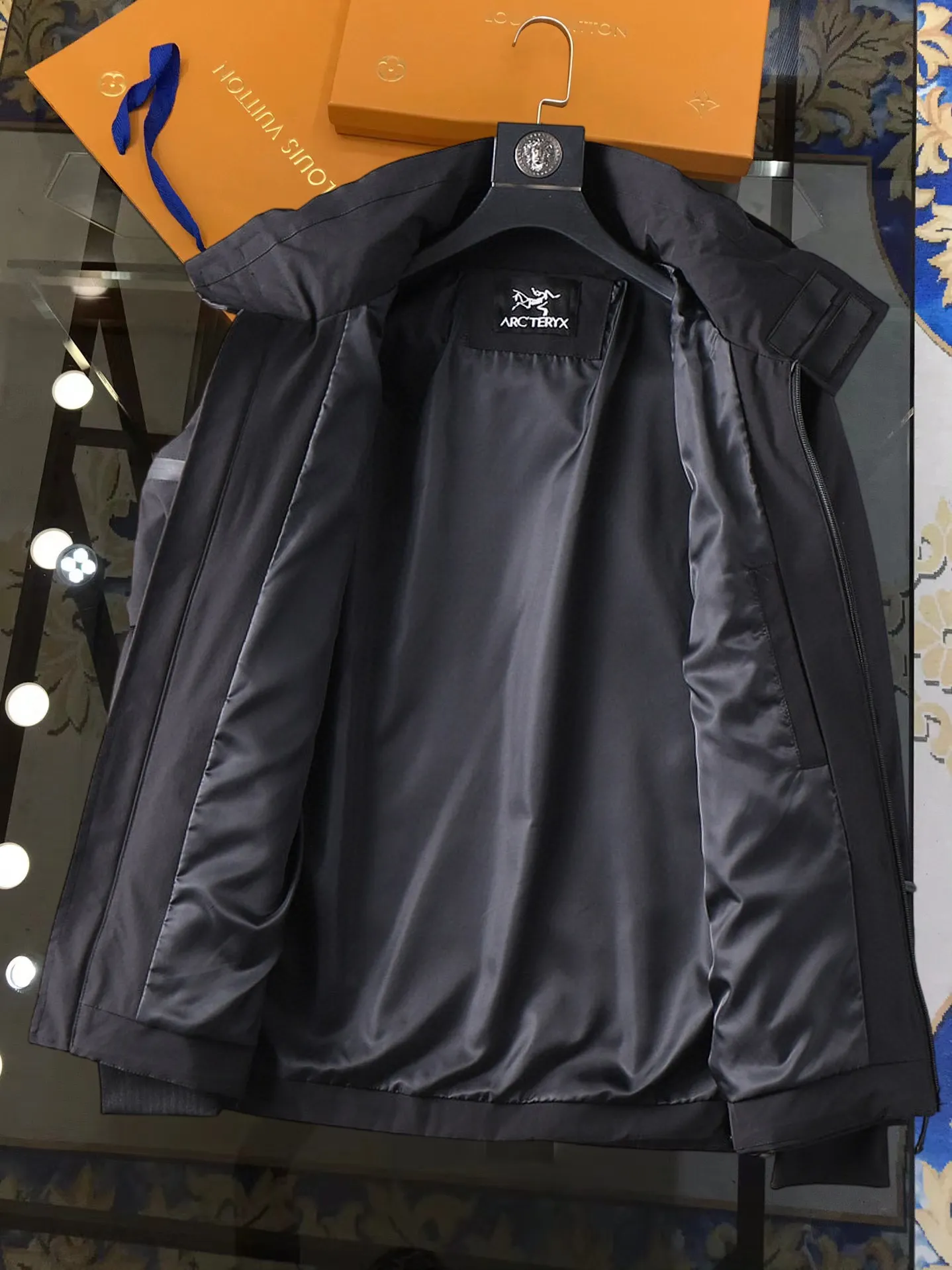 Same Style， ， 2026 New Arrival ， Original Premium Breathable ， ， ， Quality。 ， Sizes：M～3XL，